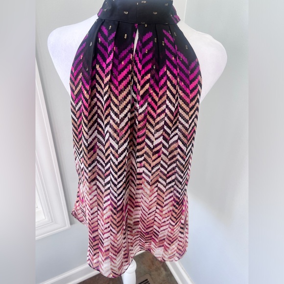White House Black Market Black and Pink Chevron Blouse - Picture 9 of 15